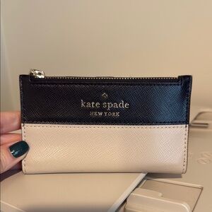 Kate Spade Black and Cream Card Holder